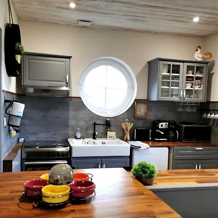 De Charme Dans Un Cadre Calme Et Reposant Châtellerault